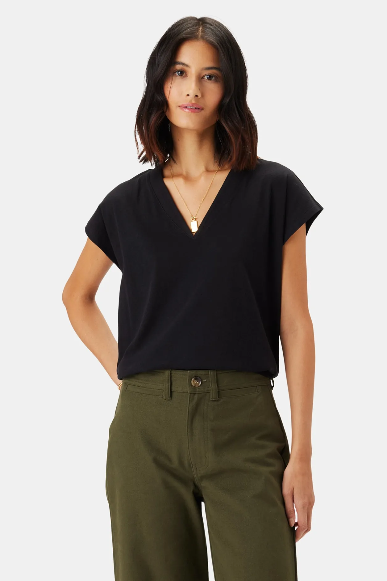 Amour Vert Tops | Tees*V Neck Solid Tee