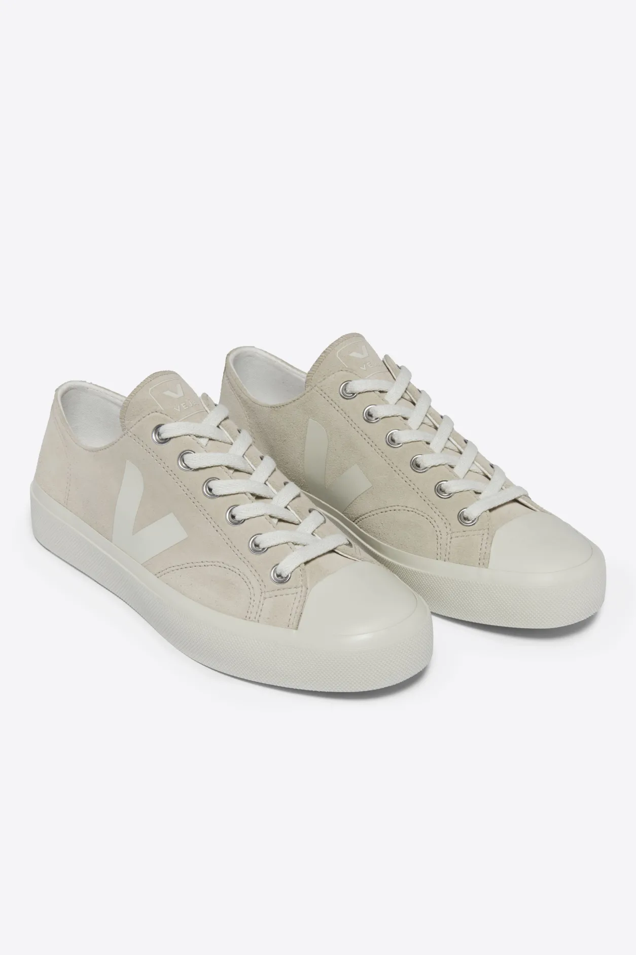 Amour Vert Shoes*Veja Wata II Low Suede Sneaker